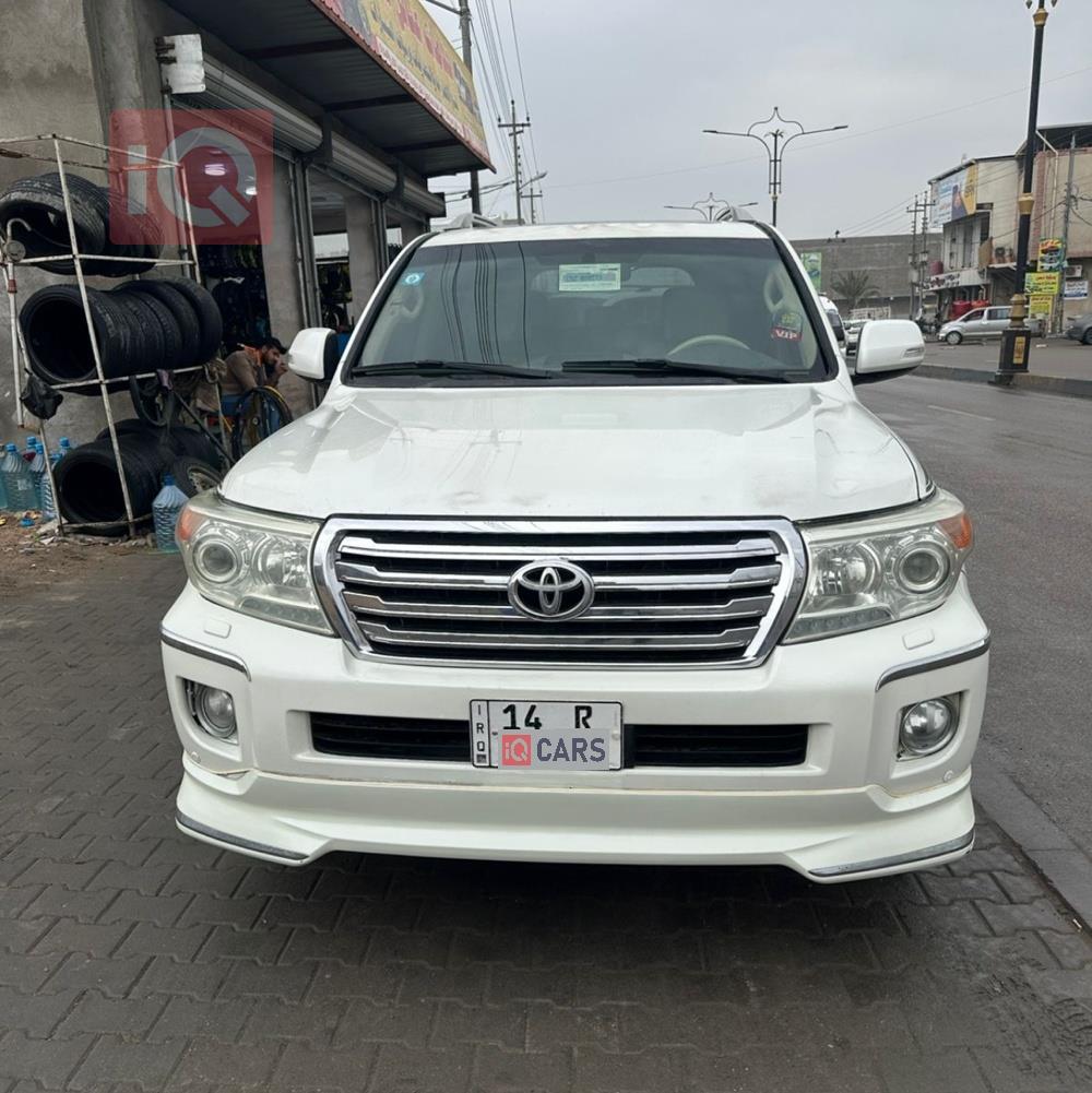 تويوتا لاندكروزر